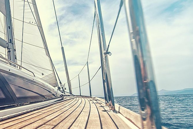 Whale and Dolphin Watching Yacht Trip in Puerto Colon - What the small yacht feels like onboard