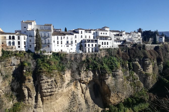 White Villages and Ronda Day Trip from Seville - Ronda’s bridge, gorge, and old quarters