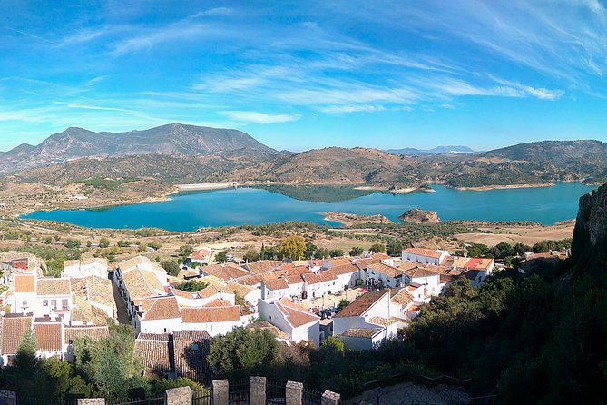 White Villages and Ronda Guided Day Tour from Seville - Walking, weather, and comfort